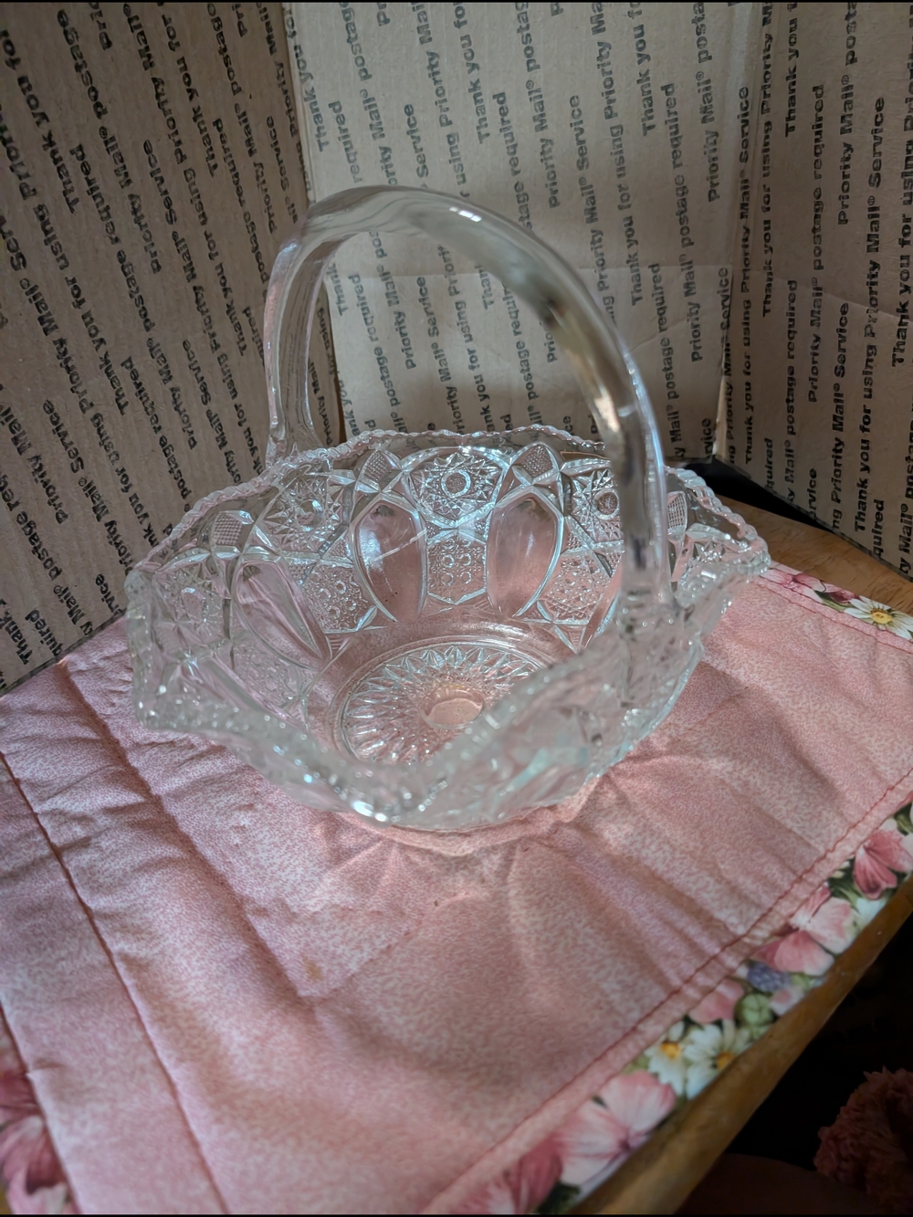 Vintage L E Smith Quintec Clear Glass Basket